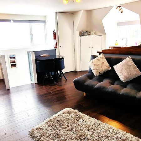 Beautiful Detached 1 Bedroom Apartment Eltham Luaran gambar